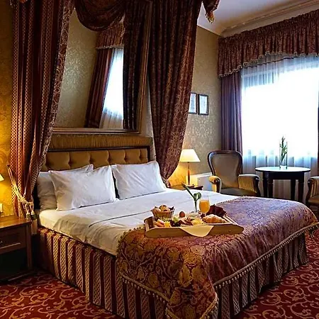 Hotel Kawallo 4*